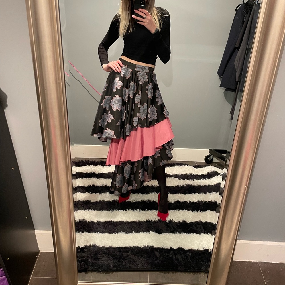 Amazing maximalist tiered skirt